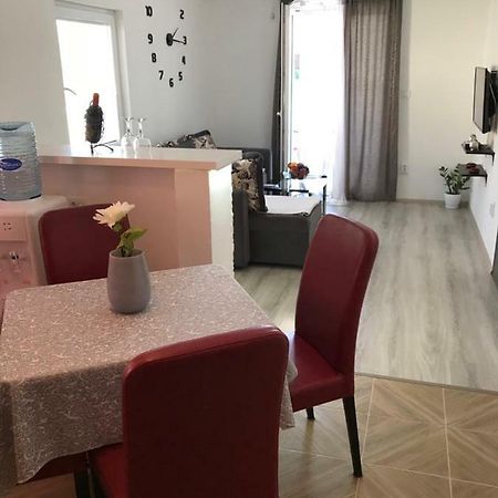 Appartement Apartman Djordje 1 à Budva Extérieur photo