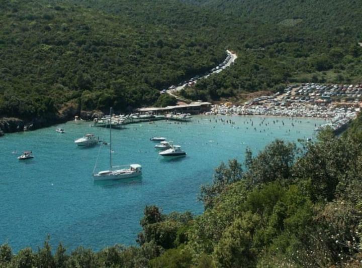 Appartement Apartman Djordje 1 à Budva Extérieur photo