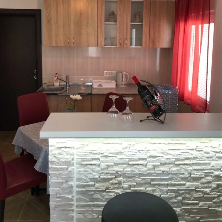 Appartement Apartman Djordje 1 à Budva Extérieur photo