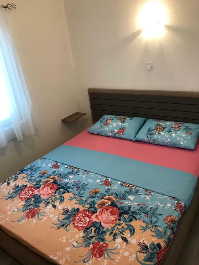 Appartement Apartman Djordje 1 à Budva Extérieur photo