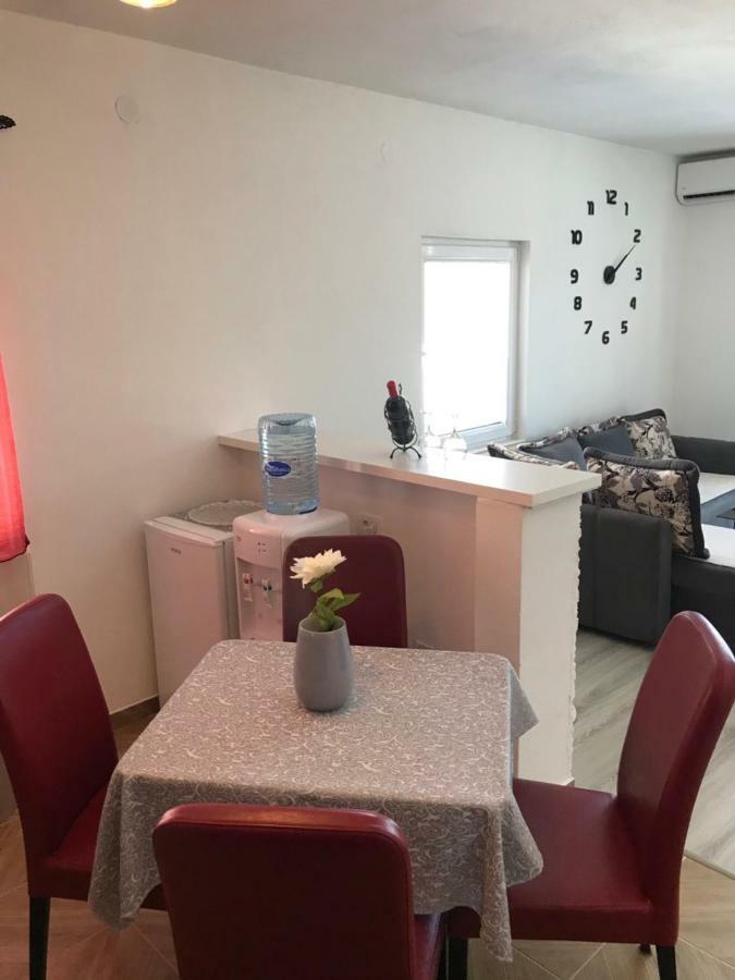 Appartement Apartman Djordje 1 à Budva Extérieur photo